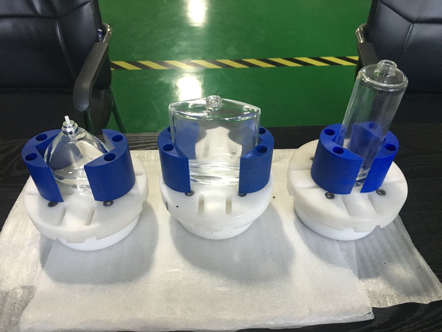 ZHS-50 Perfume Filling Cap Pressing Machine